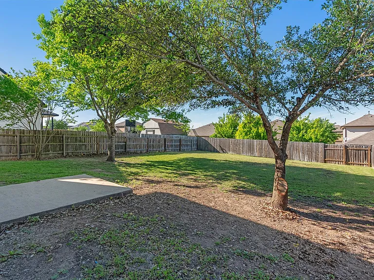 403 Lakemont Dr — Photo 24