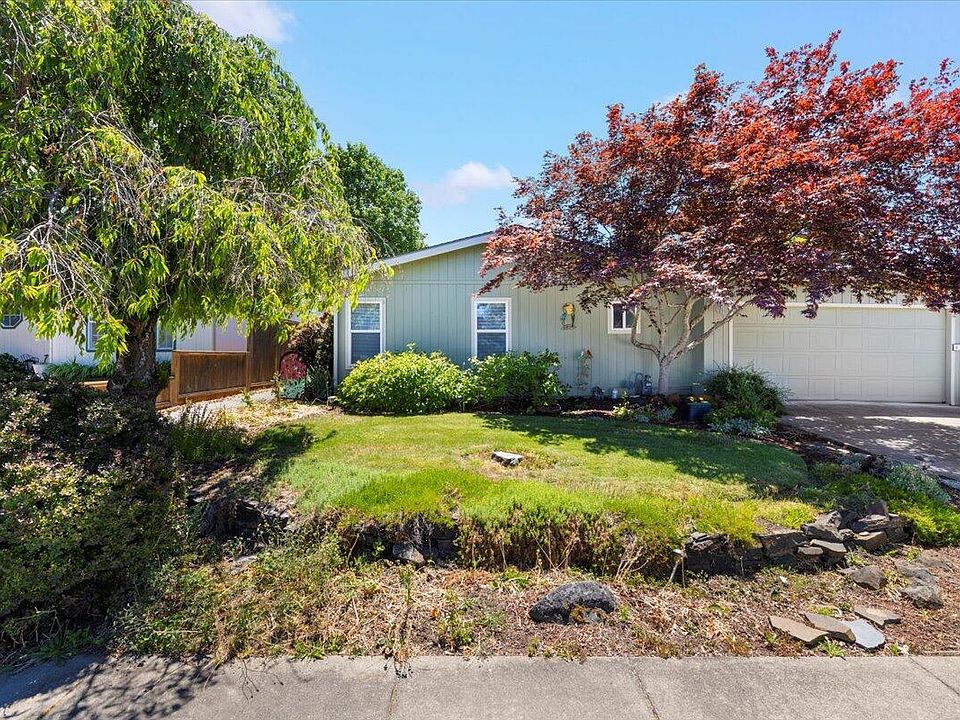1st image of 104 Osprey Dr
