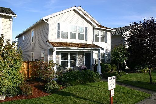 1st image of 7430 Cottonwood Dr SE