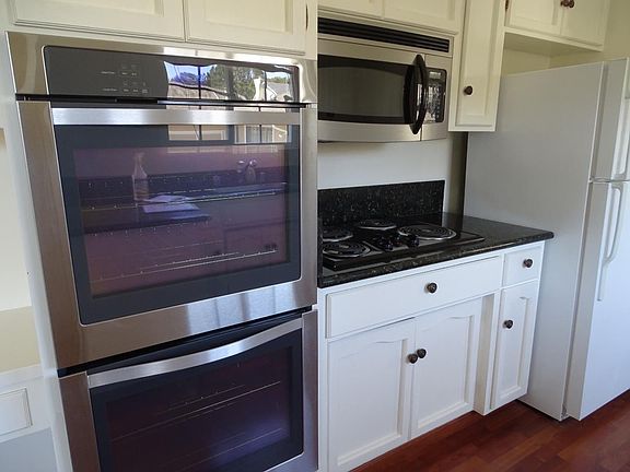3rd image of 3345 Glendora Dr