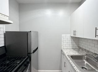 4241 N Kenmore Ave #G, Chicago, IL 60613
