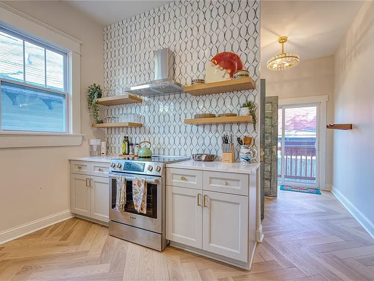 85 Waddell St NE — Photo 12