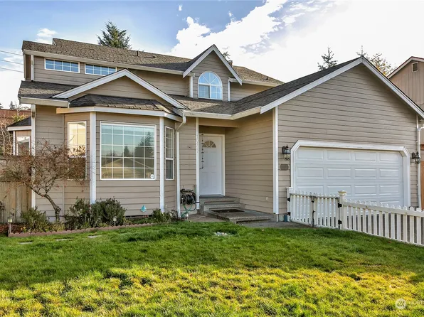 15427 40th Avenue E, Tacoma, WA 98446