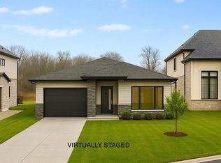 7521 Sherrilee Cres, Niagara Falls, ON L2H 3T2