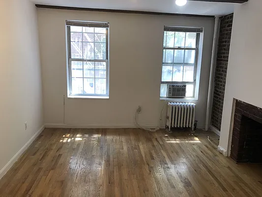 Rented by Sky Management | media 21