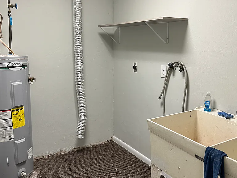 12 Zeller St #1 — Photo 9