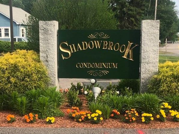 14 Shadowbrook Ln