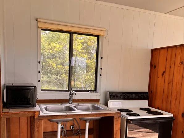 (undisclosed Address), Keaau, HI 96749