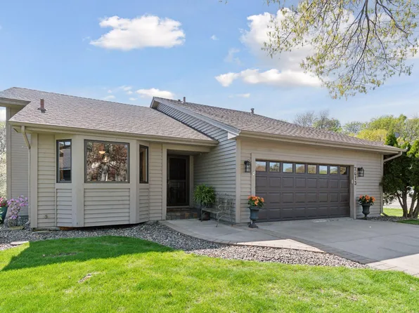 7413 Paulsen Dr, Eden Prairie, MN 55346