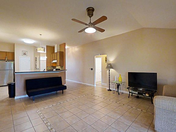 3rd image of 2458 Bentshire Dr