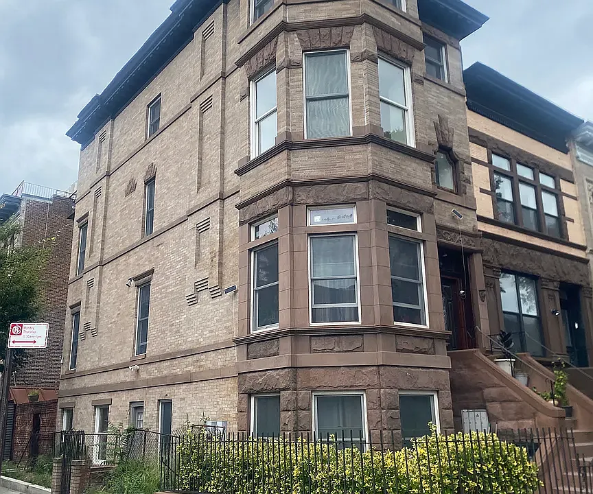 24 Revere Pl #4