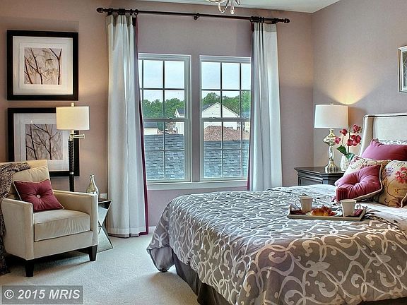 Bedroom (Master)