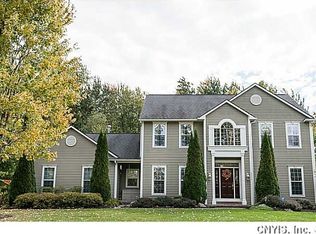 8230 Longworth Ct, Baldwinsville, NY 13027