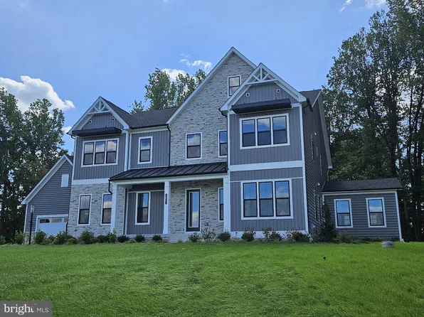 16501 Rolling Knolls Ln, Upper Marlboro, MD 20774