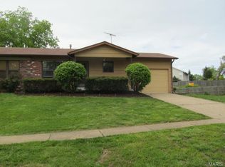 119 Laura Dr, Saint Peters, MO 63376