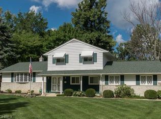 836 Beechers Brook Rd, Mayfield Village, OH 44143