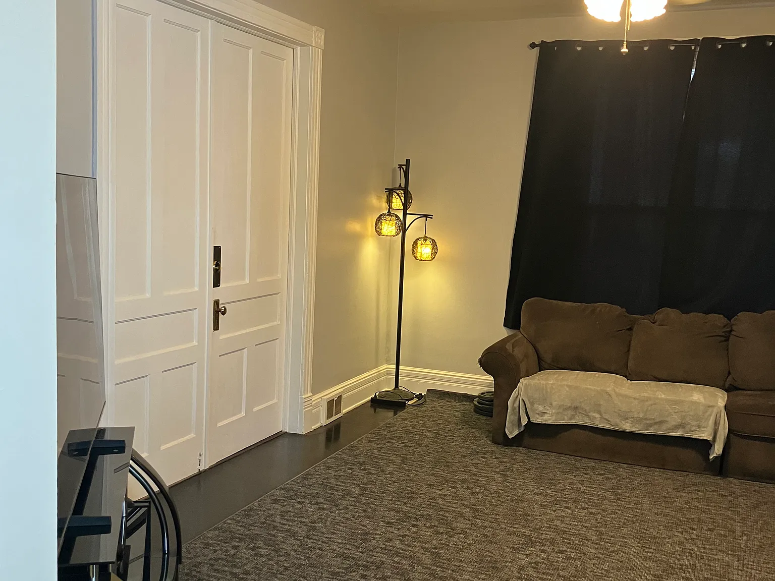 1 bed, 1000 sqft, $1,095 — Photo 3