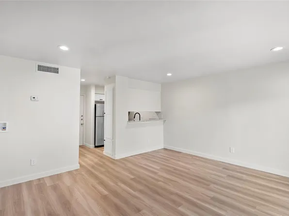 3819 Southway Dr #208, Austin, TX 78704