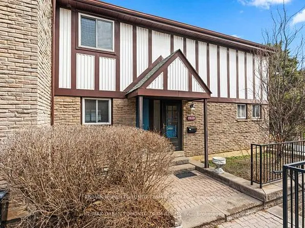 150 Burrows Hall Blvd #120, Toronto, ON M1B 1N2