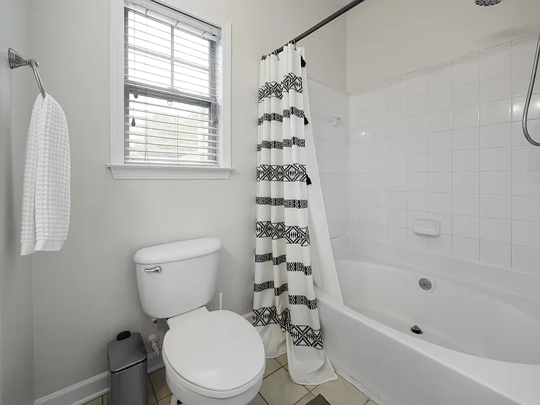 935 Hawthorne Bridge Ct — Photo 29