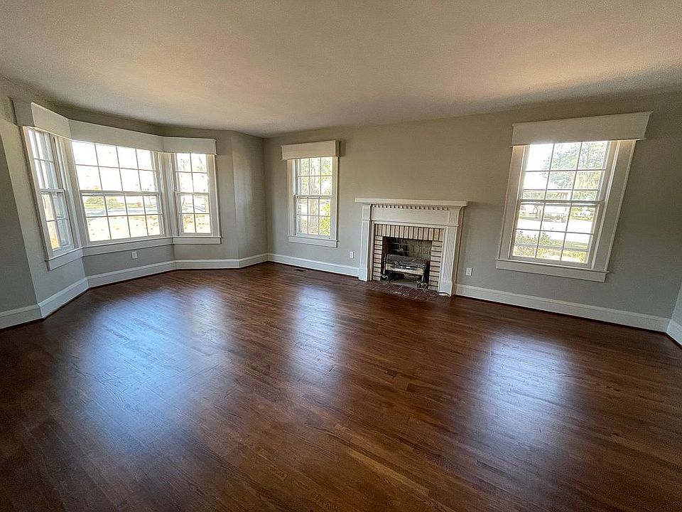 2nd image of 701 Hylan Ave