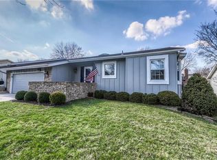 106 Woodbridge Ln, Kansas City, MO 64145