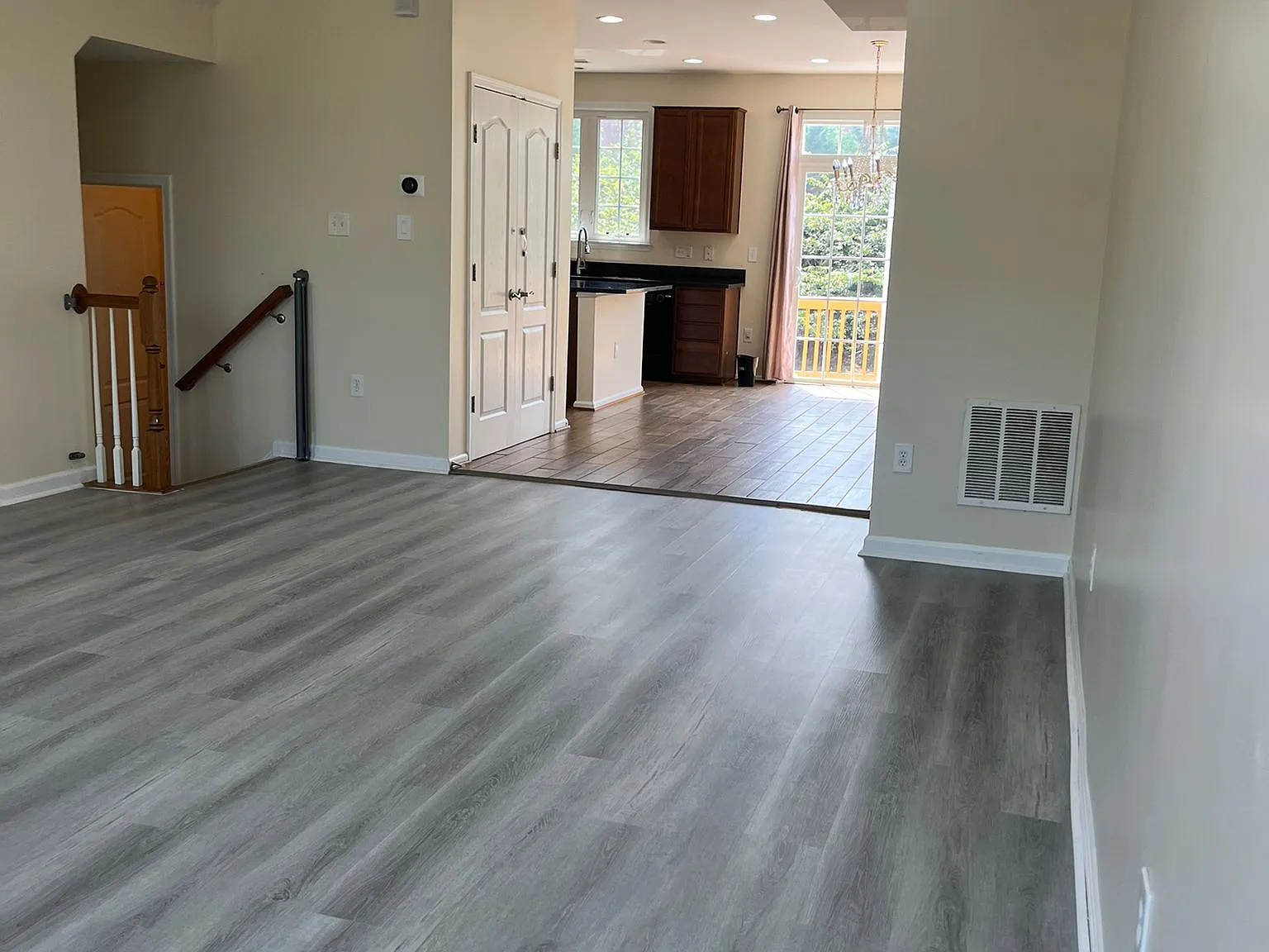 4 bed, 2020 sqft, $3,395 — Photo 1