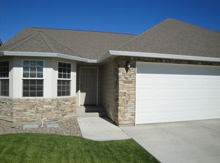 807 S 89th Ave #2, Yakima, WA 98908