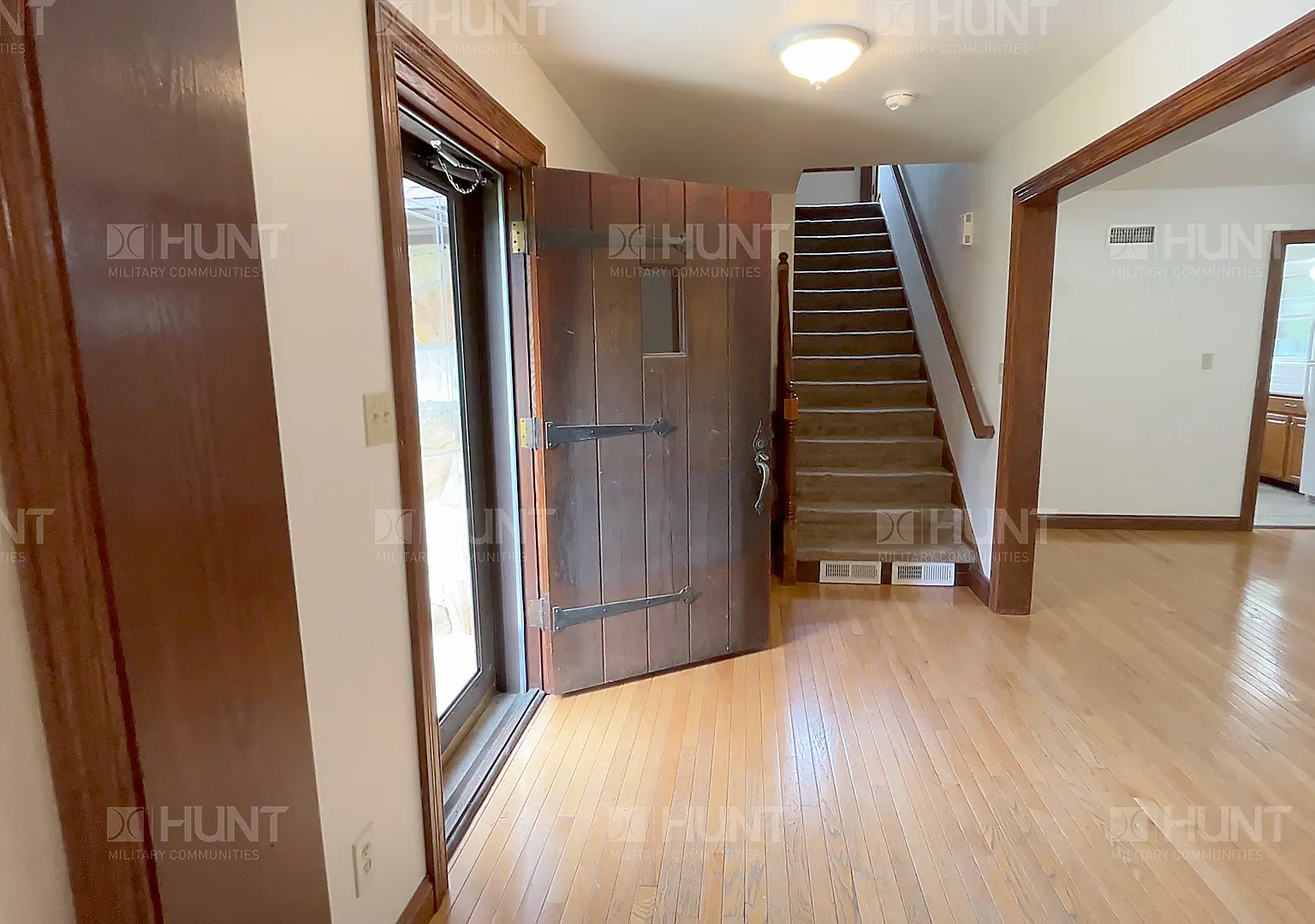 4 bed, 2956 sqft, $1,677 — Photo 4