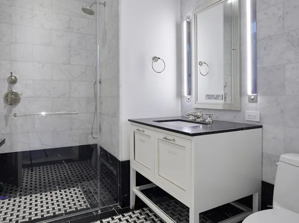 40 East End Avenue image 12 of 14