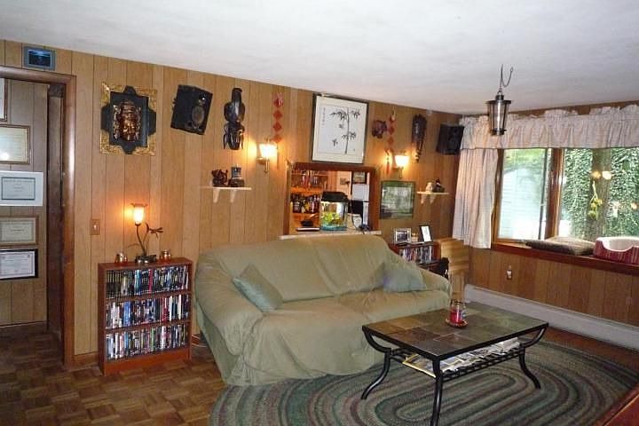 2nd image of 243 Wells Rd