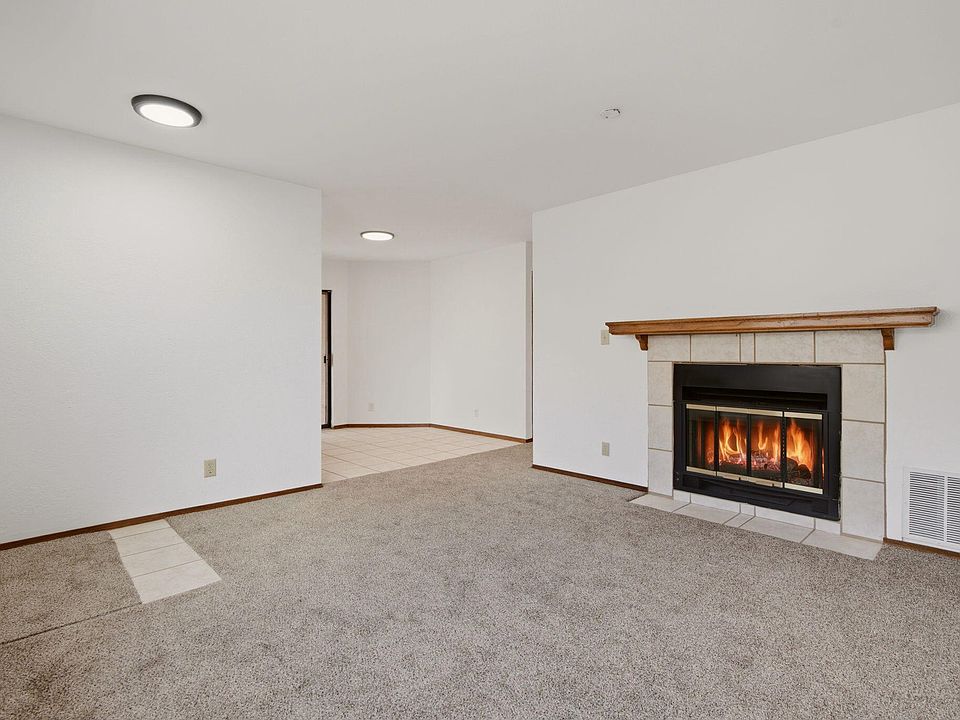 1st image of 7708 Pinewood Dr NW