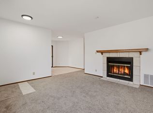 7708 Pinewood Dr NW, Albuquerque, NM 87120