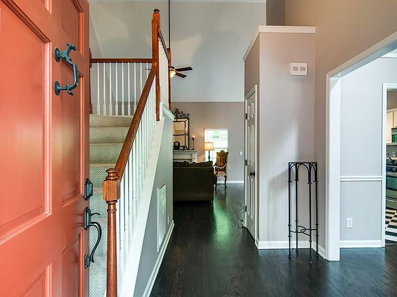 3rd image of 2536 Devon Valley Dr