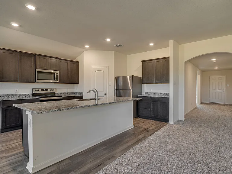 639 Arlington Park Ct — Photo 11