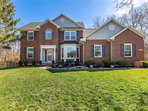 235 Triple Crown Cir, Springboro, OH 45066