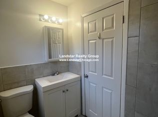 8506 Waukegan Rd APT 1, Morton Grove, IL 60053
