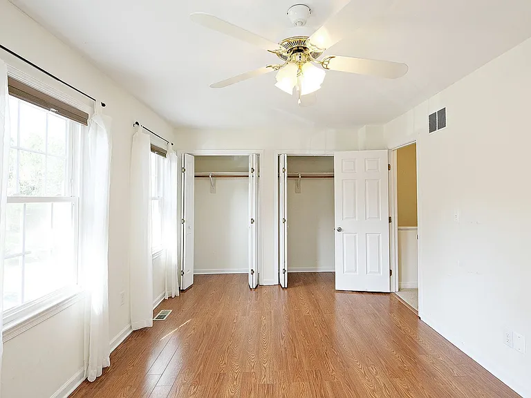 430 Wynridge Dr — Photo 8