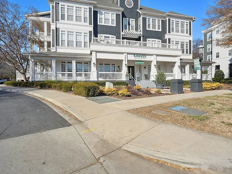 Exterior view of Haven at Birkdale Village