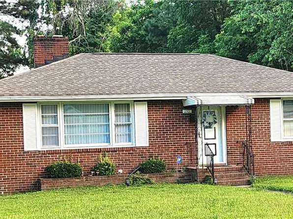 2501 Greenwood Dr, Portsmouth, VA 23702