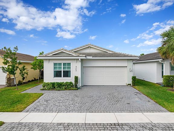 4th image of 4257 Marina Way
