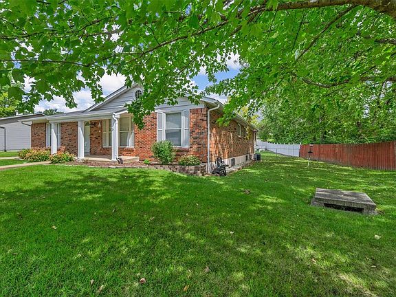 2nd image of 3014 Hidden Acres Ct