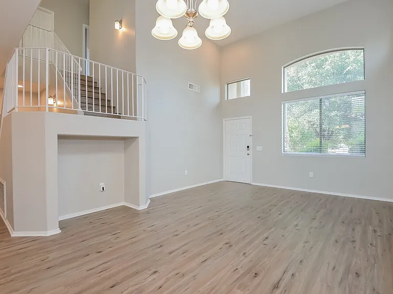 113 W Camino Rio Cebolla — Photo 5