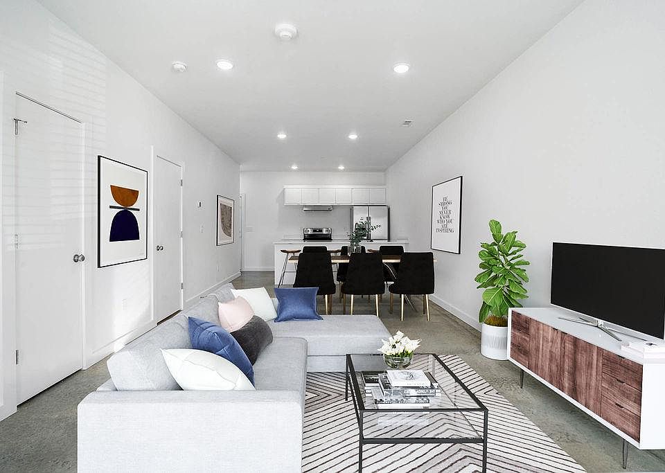 1st image of 601 SW 6th St #2
