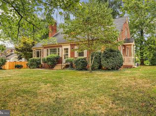 8902 Grant Ave, Manassas, VA 20110