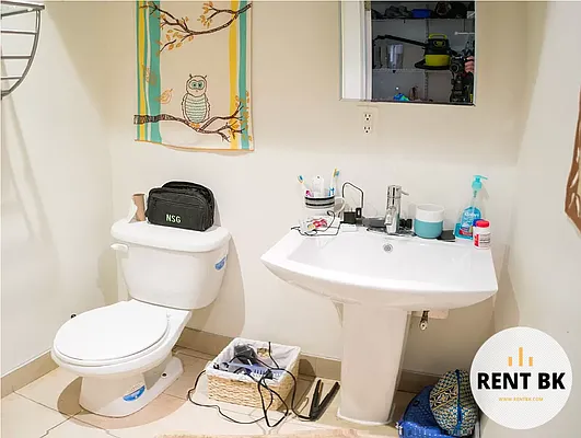 Rented by RENTBK LLC | media 5