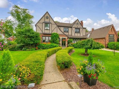 243 Cherokee Rd, Pontiac, MI, 48341