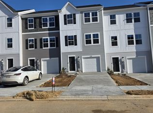 131 Kinkade Ct, Martinsburg, WV 25403