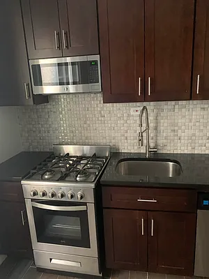Rented by Heritage Realty LLC | media 6