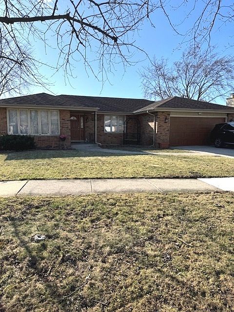 1st image of 15338 Heather Ct